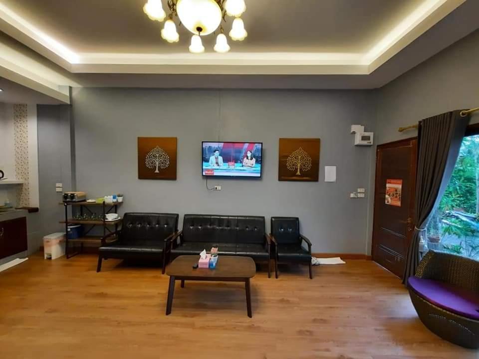 Amantra Homestay & Village Surat Thani Exterior photo