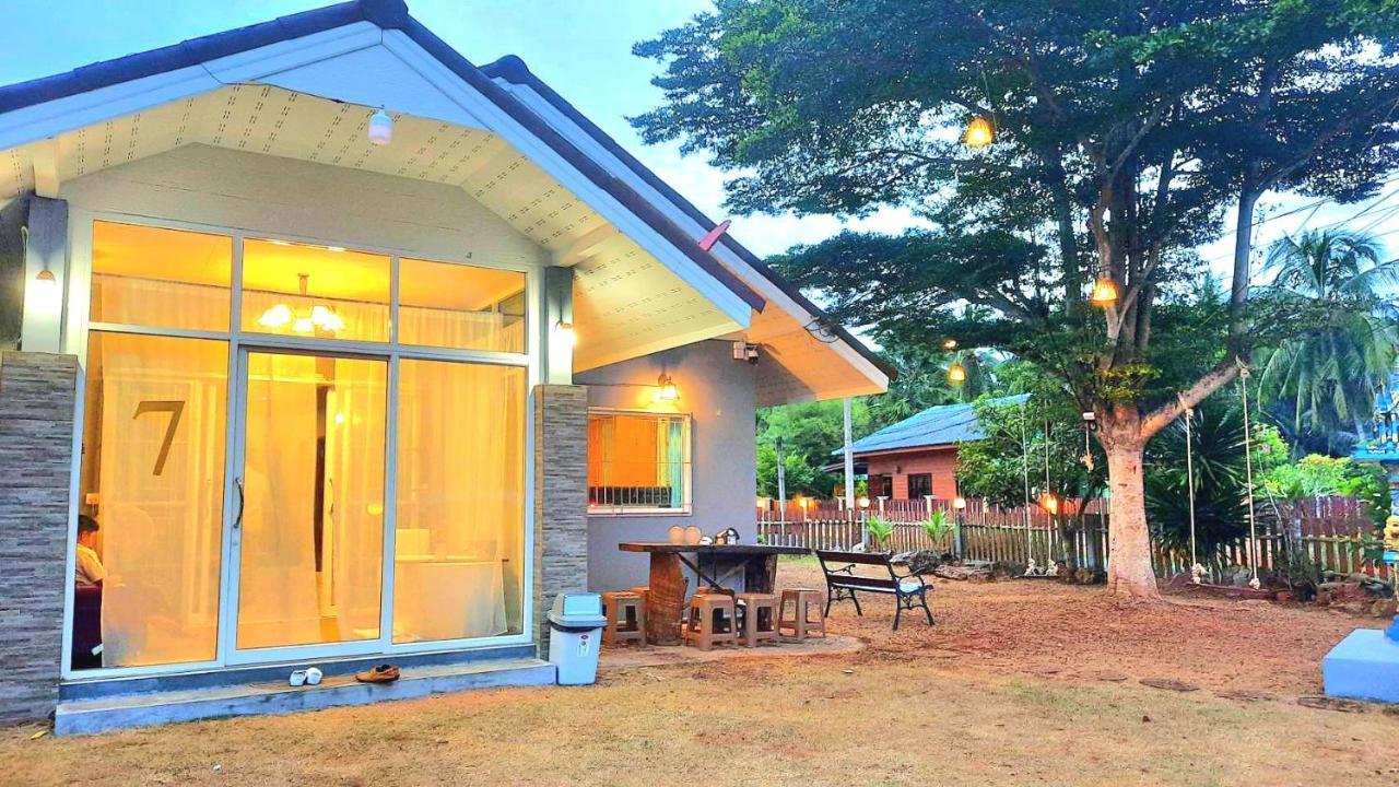 Amantra Homestay & Village Surat Thani Exterior photo
